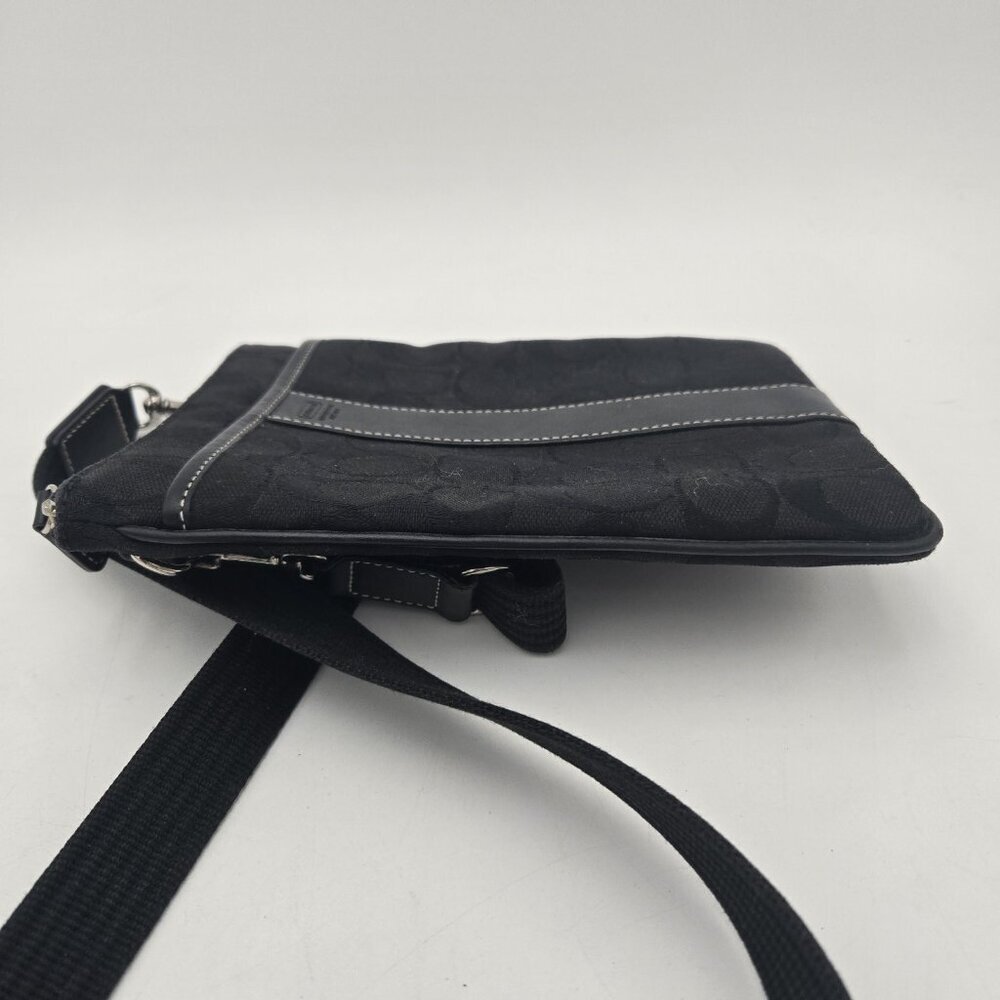 Coach BLACK Crossbody Bag Signature Logo Strap Side Zipper Pocket Leatherware EU - Picture 5 of 16